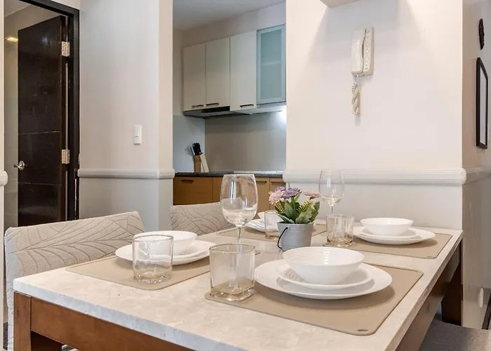 Apartment White Blooming Free Use Of New Town Airport Pick-up And Drop-off Reservation Service Lapu-Lapu City